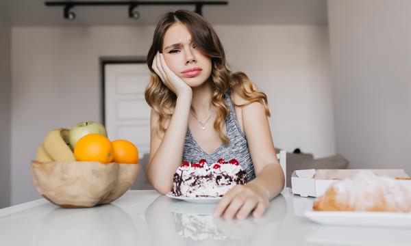 Beslenme ve Yeme Bozuklukları - Uzm. Dr. Turan Çetin